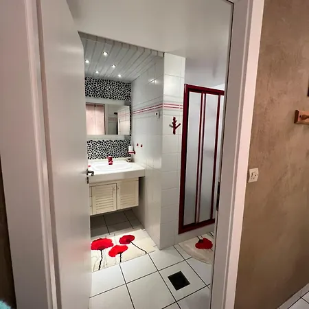 La Parenthese Enchantee לינה וארוחת בוקר