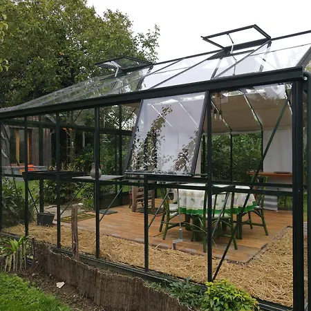 La Parenthese Enchantee לינה וארוחת בוקר *